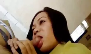 Two girlfriends cause pissing in the third